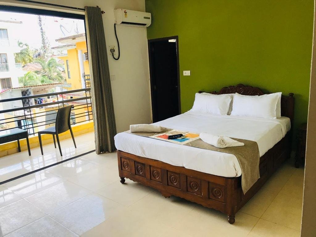 Calangute resort room