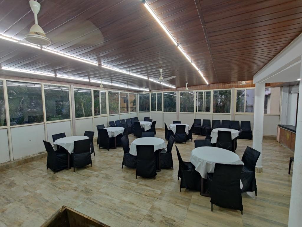 Dining & Gathering Spaces - photo 4